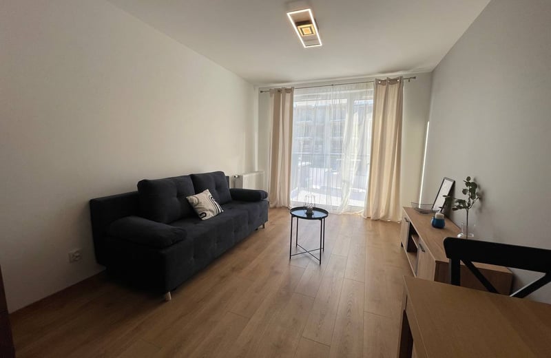 Alquiler de un luminoso apartamento de 2 habitaciones, 40 m², Prądnik Biały, Cracovia, Polonia